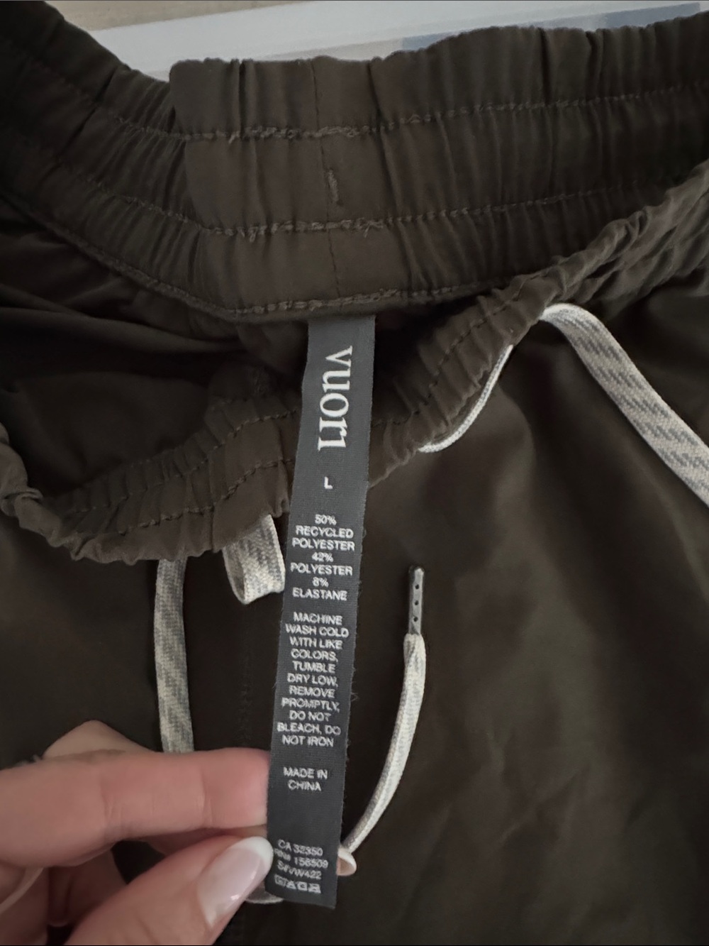 EUC Vuori Olive Green Miles Joggers size large - Picture 5 of 10